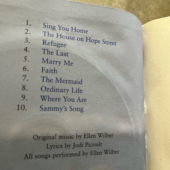 #1 NY Times Best Seller “Jodi Picoult” Sing You Home Hardcovered Book & CD - Picture 3 of 7